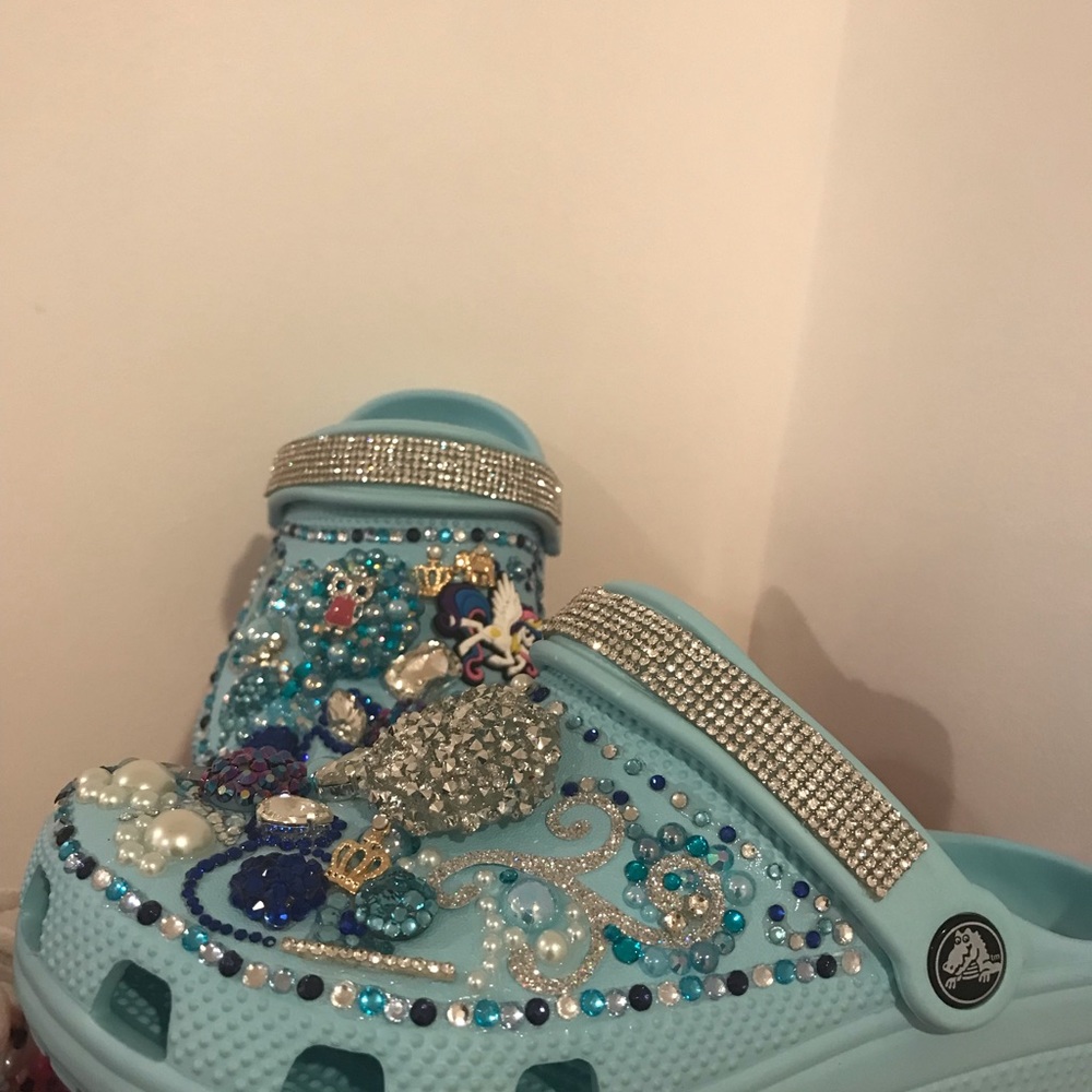 Customized Crocs - Picture 2 of 3